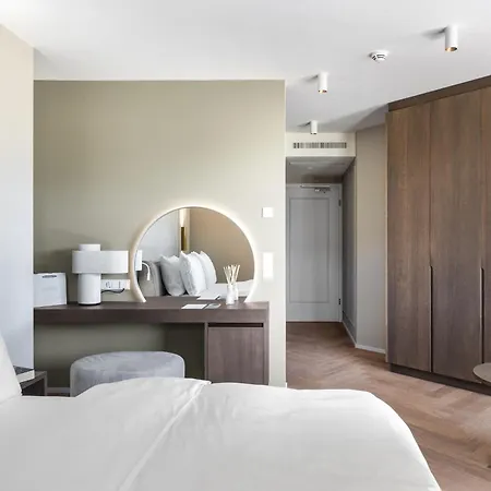 Lingers Suites & Residence Appiano Sulla Strada Del Vino Esterno foto