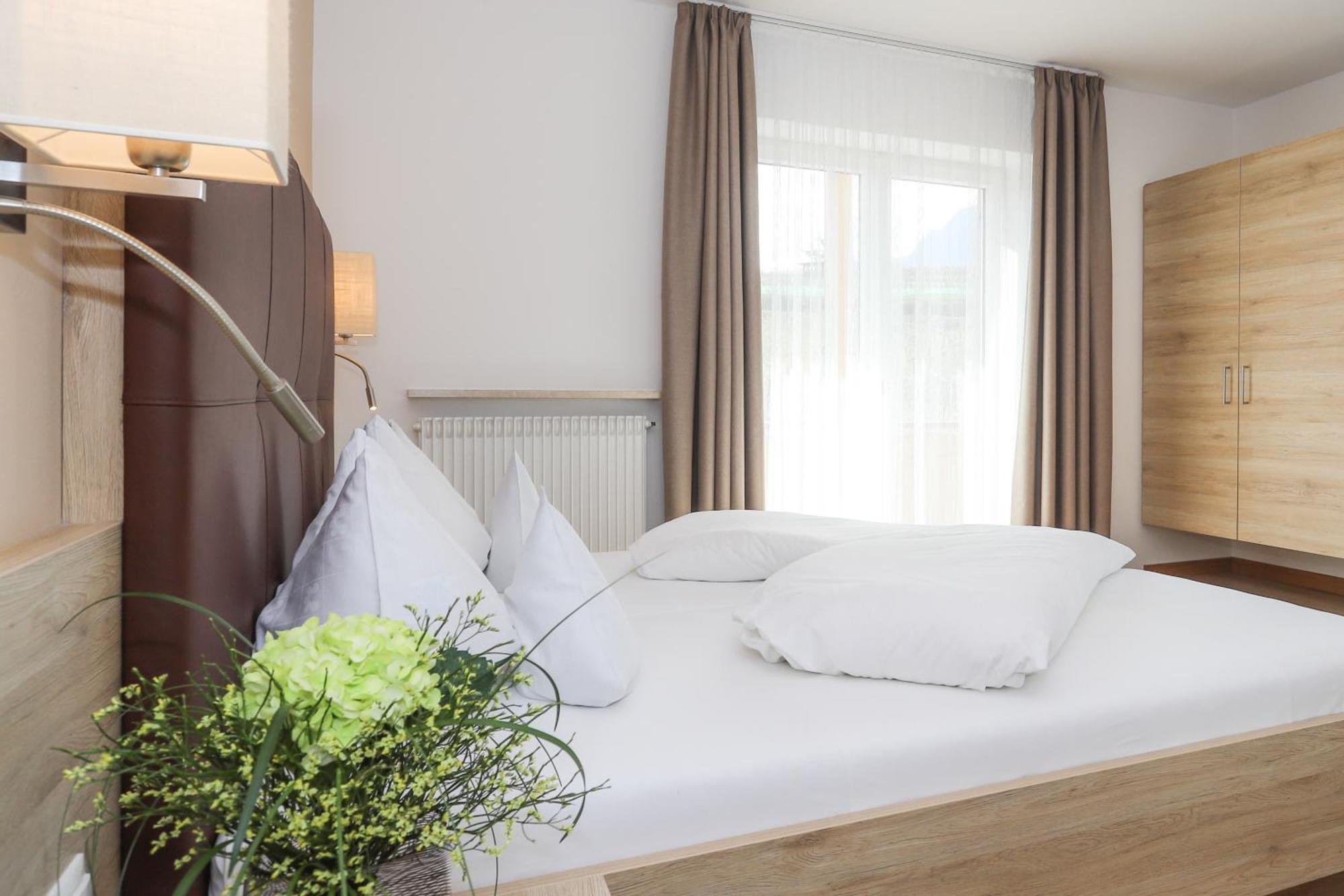 Hotel Linger 4*