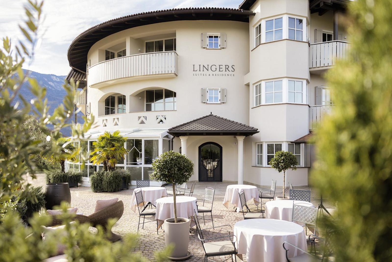 Linger Hotel 4*